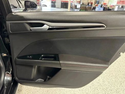 Used 2013 Ford Fusion SE image 41