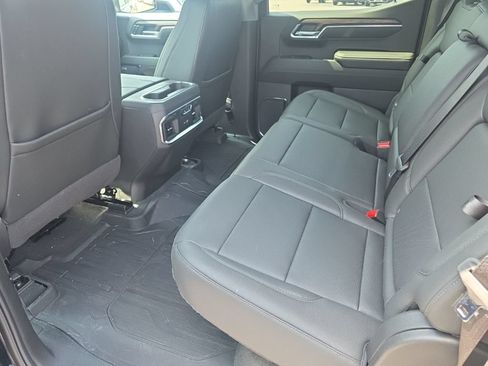 Used 2024 GMC Sierra 1500 SLT w/ SLT Premium Plus Package AWD/4WD image 11