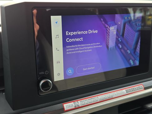 Certified 2025 Toyota 4Runner TRD Off Road image 18