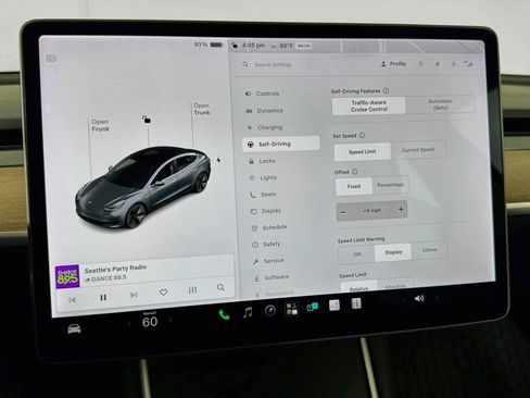 Used 2018 Tesla Model 3 Mid Range RWD image 21