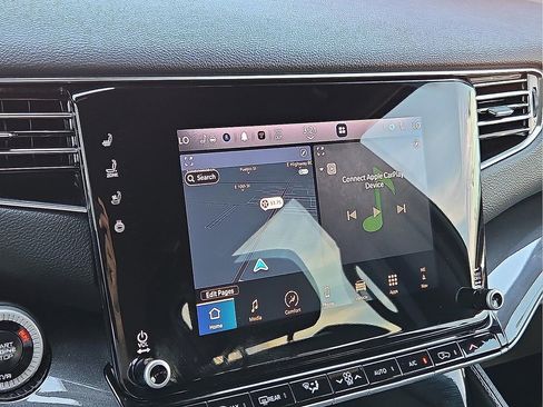 Used 2024 Jeep Wagoneer 4WD image 19