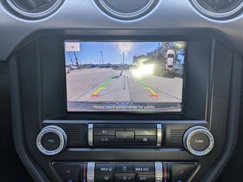 Used 2022 Ford Mustang GT Premium image 13