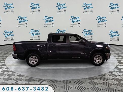 Used 2025 RAM 1500 Big Horn AWD/4WD image 4