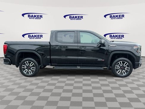 Used 2023 GMC Sierra 1500 AT4 w/ Technology Package AWD/4WD image 4
