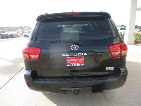 Used 2013 Toyota Sequoia SR5 image 7