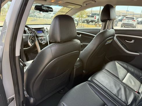 Used 2014 Hyundai Elantra GT w/ Option Group 02 image 23