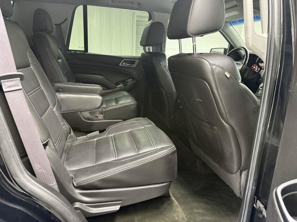 Used 2015 GMC Yukon Denali w/ Premium Package AWD/4WD image 33