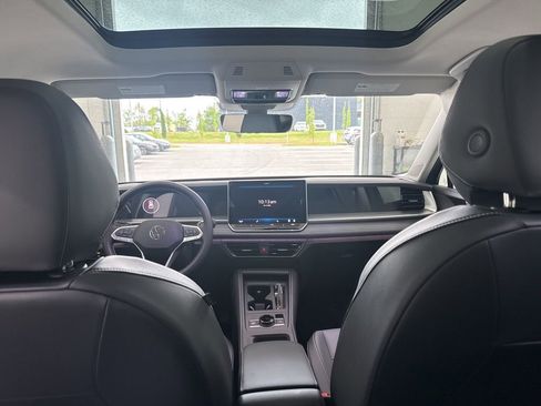 New 2026 Volkswagen Tiguan SE AWD/4WD image 15