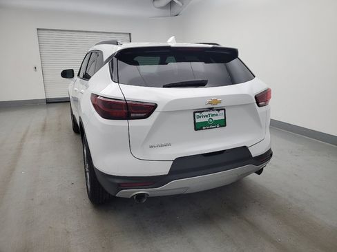 Used 2024 Chevrolet Blazer LT w/ Convenience Package FWD image 6