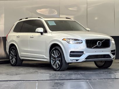 Used 2018 Volvo XC90 T5 Momentum w/ Convenience Package