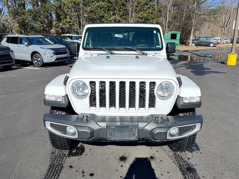 Used 2023 Jeep Gladiator Overland image 8
