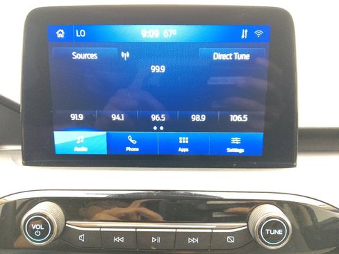 Used 2020 Ford Escape SE FWD image 25