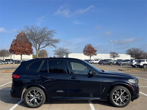 Used 2021 BMW X5 sDrive40i w/ M Sport Package image 3