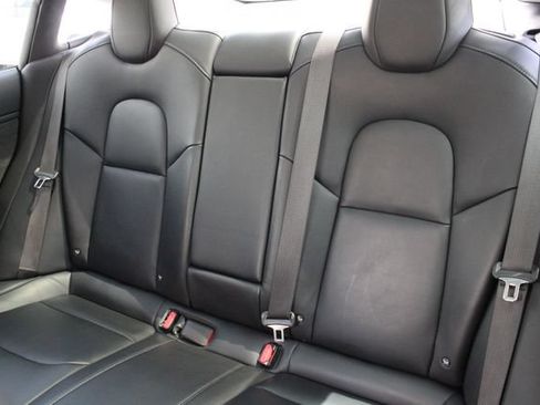 Used 2018 Tesla Model 3 Long Range RWD image 20