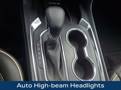 Used 2023 Chevrolet Traverse Premier AWD/4WD image 13