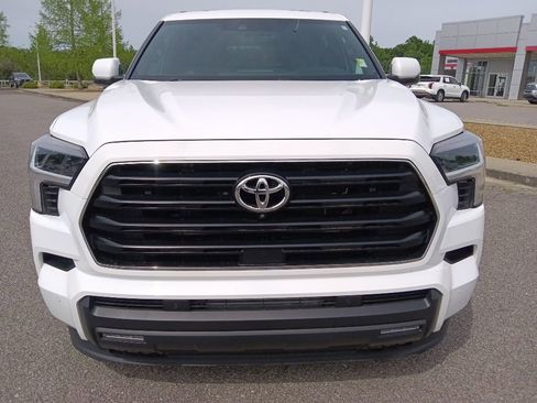 Used 2025 Toyota Sequoia SR5 RWD image 8