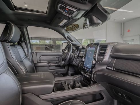 Used 2023 RAM 2500 Limited AWD/4WD image 17