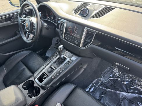 Used 2017 Porsche Macan AWD/4WD image 20