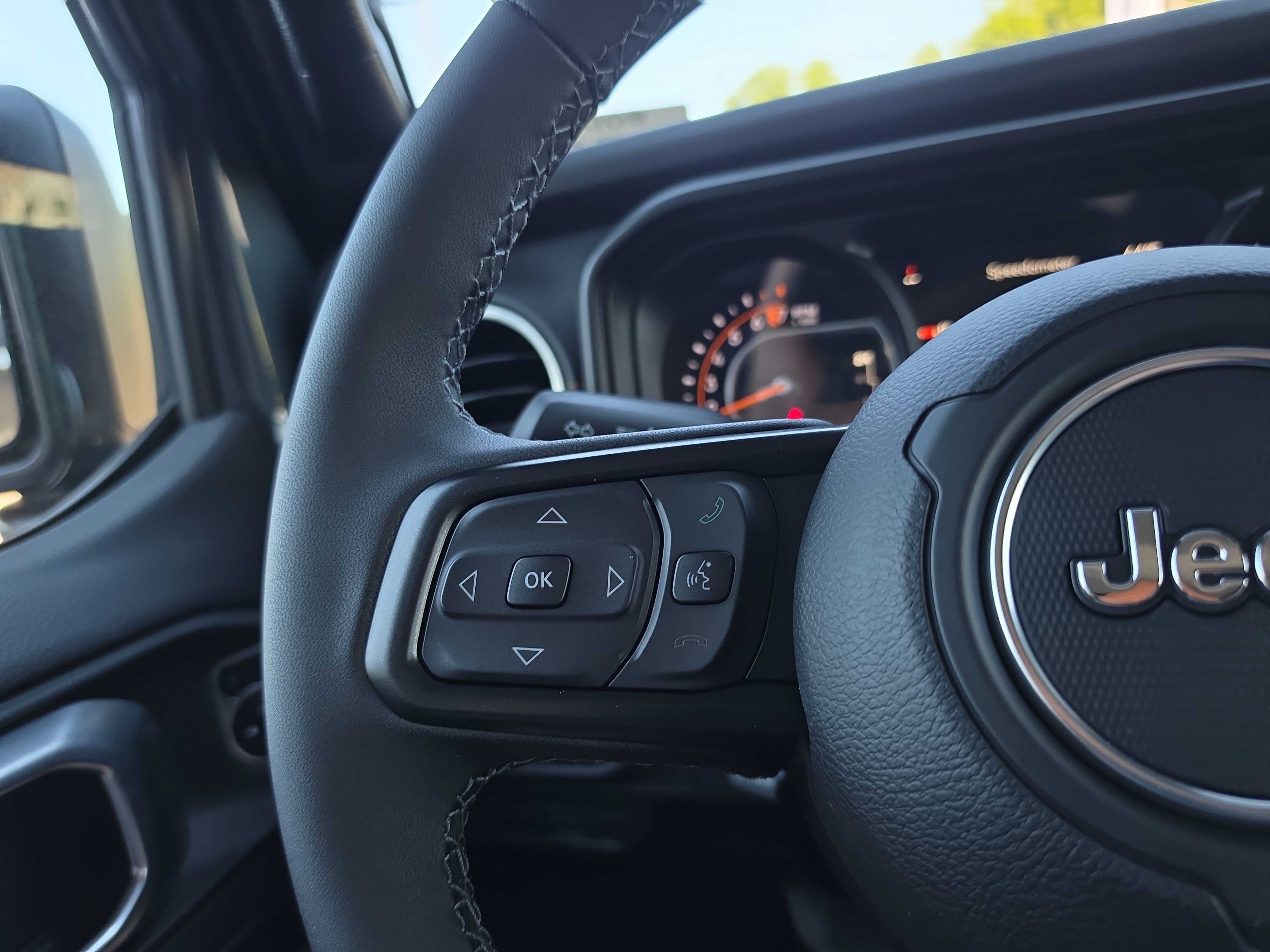 New 2026 Jeep Gladiator Sport AWD/4WD image 21