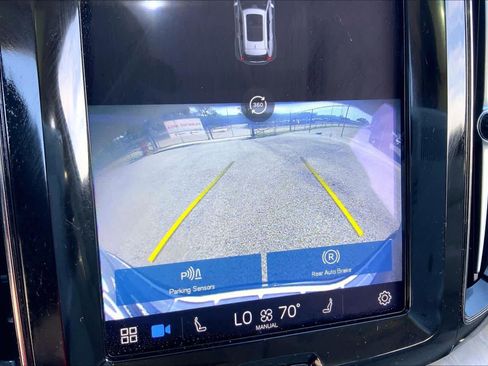 Used 2022 Volvo XC60 B5 Inscription w/ Advanced Package image 25