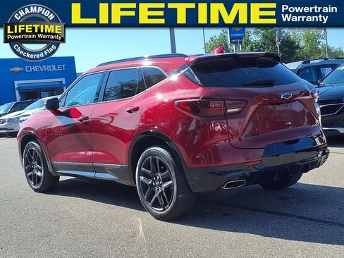 Used 2024 Chevrolet Blazer RS w/ Enhanced Convenience Package FWD image 7