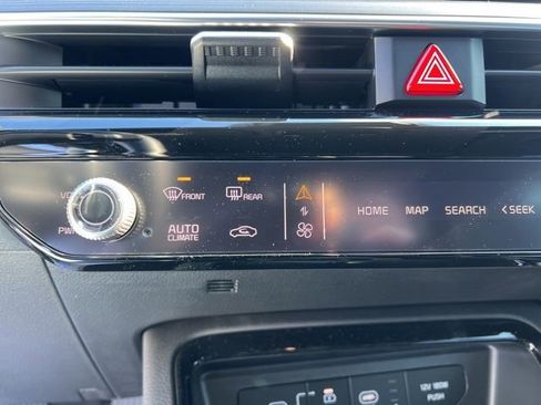 Certified 2025 Kia K5 GT w/ GT1 Package image 24