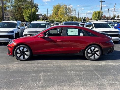 New 2025 Hyundai Ioniq 6 SE image 3