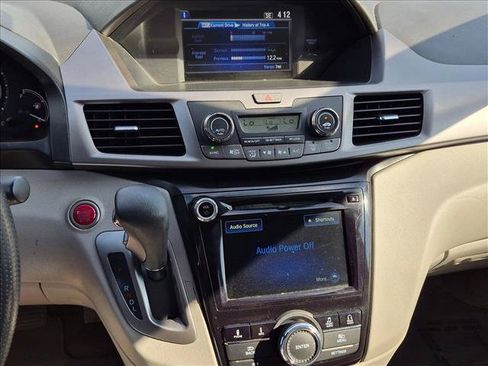 Used 2016 Honda Odyssey SE image 13