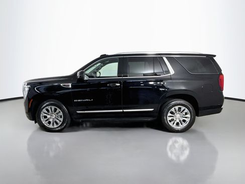 Used 2026 GMC Yukon Denali AWD/4WD image 6