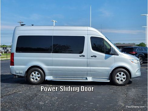 Used 2021 Mercedes-Benz Sprinter 2500 image 16