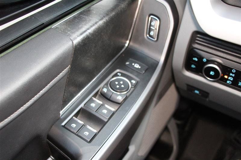Used 2025 Ford F250 XLT w/ Black Appearance Package AWD/4WD image 50
