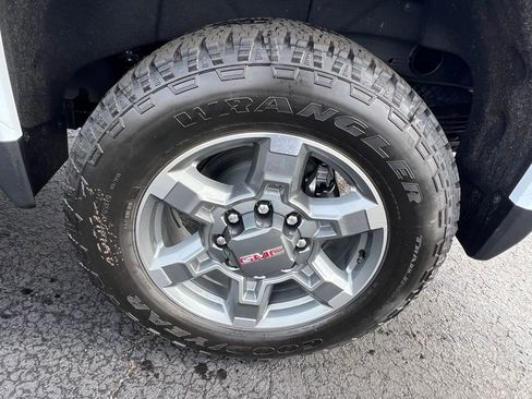 New 2026 GMC Sierra 2500 SLT w/ SLT Premium Package image 10