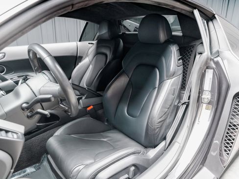 Used 2011 Audi R8 V8 image 47
