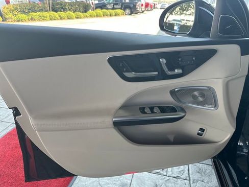 Certified 2025 Mercedes-Benz C 300 Sedan image 18