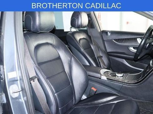 Used 2017 Mercedes-Benz C 300 4MATIC Sedan image 22