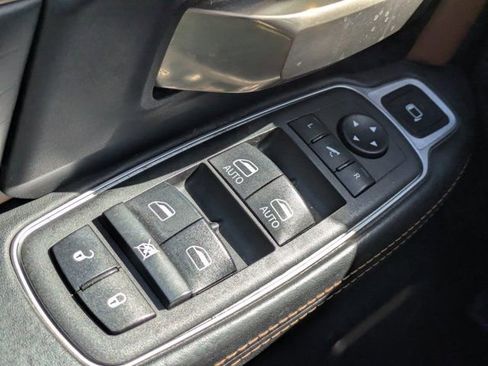 Used 2021 RAM 2500 Limited AWD/4WD image 19