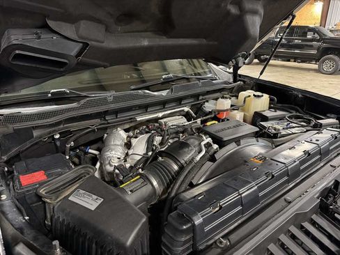 Used 2021 Chevrolet Silverado 2500 LTZ w/ LTZ Convenience Package AWD/4WD image 40