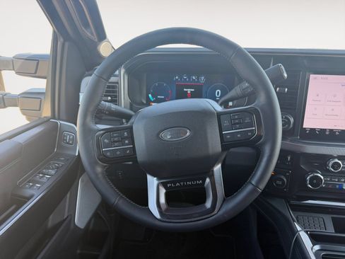 Used 2026 Ford F350 Platinum AWD/4WD image 12