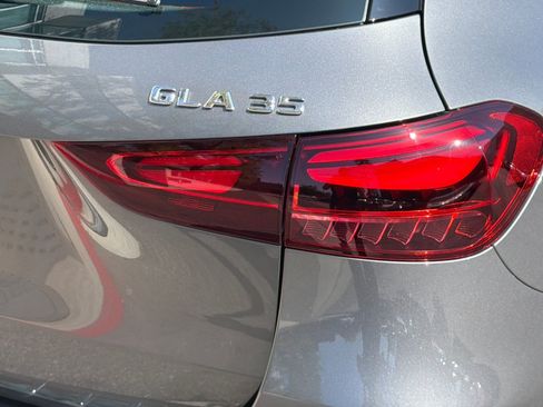 New 2026 Mercedes-Benz GLA 35 AMG 4MATIC image 27