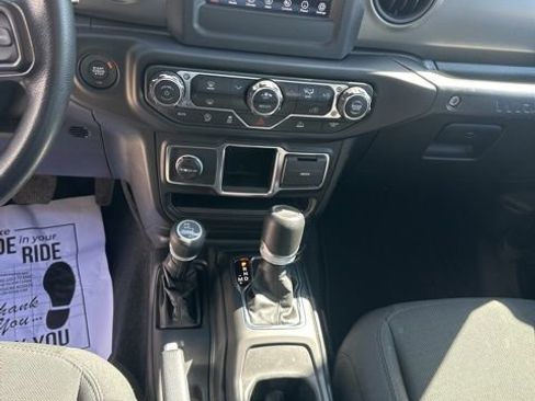 Certified 2023 Jeep Wrangler Unlimited Sport AWD/4WD image 22