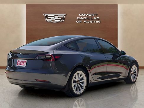 Used 2021 Tesla Model 3 Standard Range Plus RWD image 4