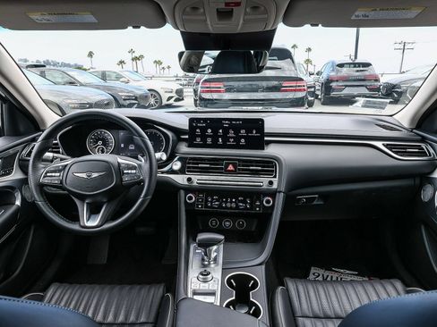 Used 2026 Genesis G70 2.5T Prestige RWD image 12