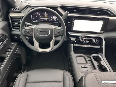 New 2026 GMC Sierra 2500 Denali w/ Denali Reserve Package image 17