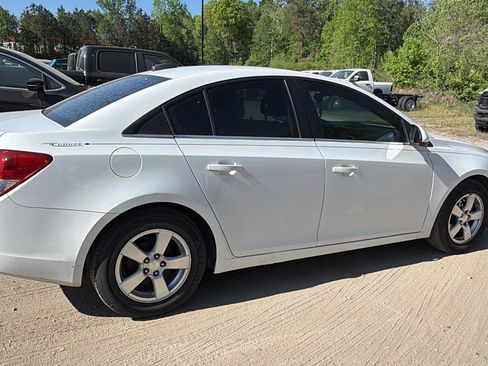 Used 2016 Chevrolet Cruze LT FWD image 8