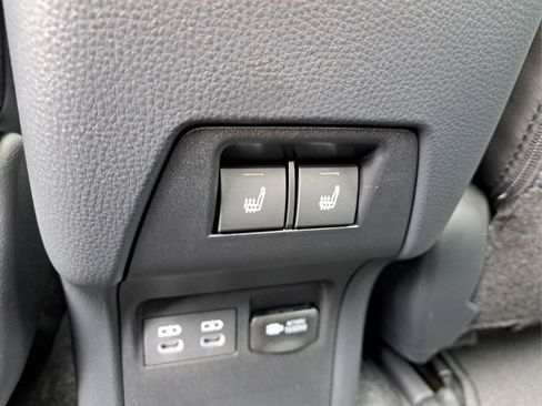 New 2026 Toyota Prius Plug-In Hybrid FWD image 11