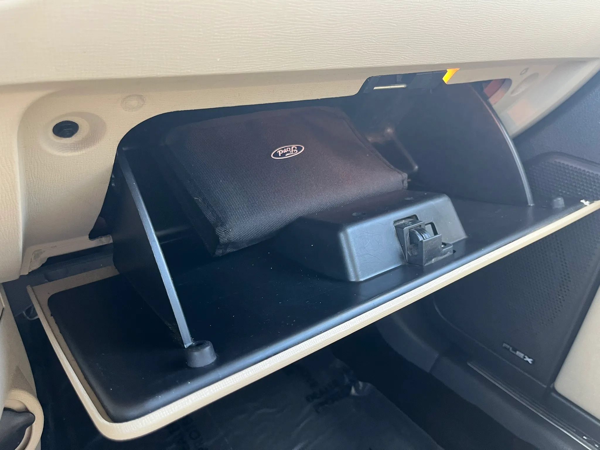 Used 2019 Ford Flex Limited w/ Equipment Group 301A FWD image 27