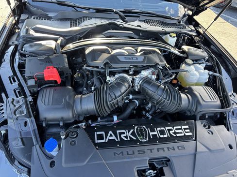 Used 2025 Ford Mustang Dark Horse image 15