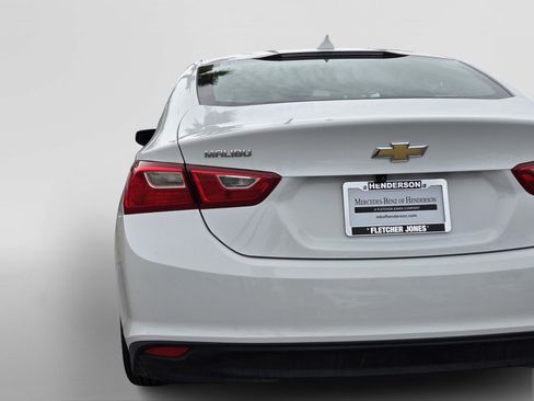 Used 2023 Chevrolet Malibu LT FWD image 11