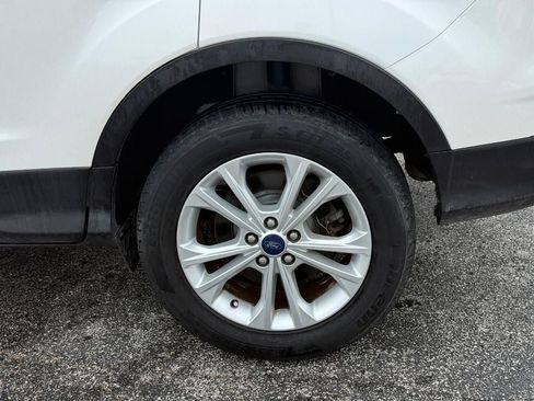 Used 2018 Ford Escape SEL FWD image 5