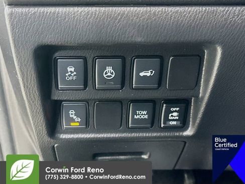 Used 2020 Nissan Pathfinder Platinum image 14